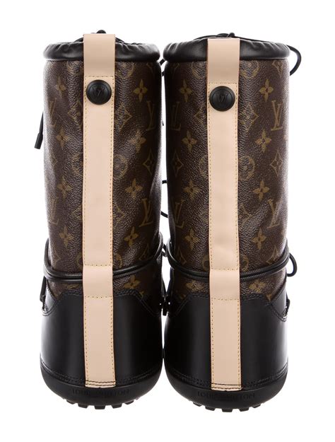 louis vuitton moon boots|louis vuitton damier boots.